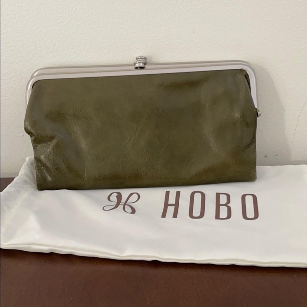 HOBO Lauren Clutch Wallet